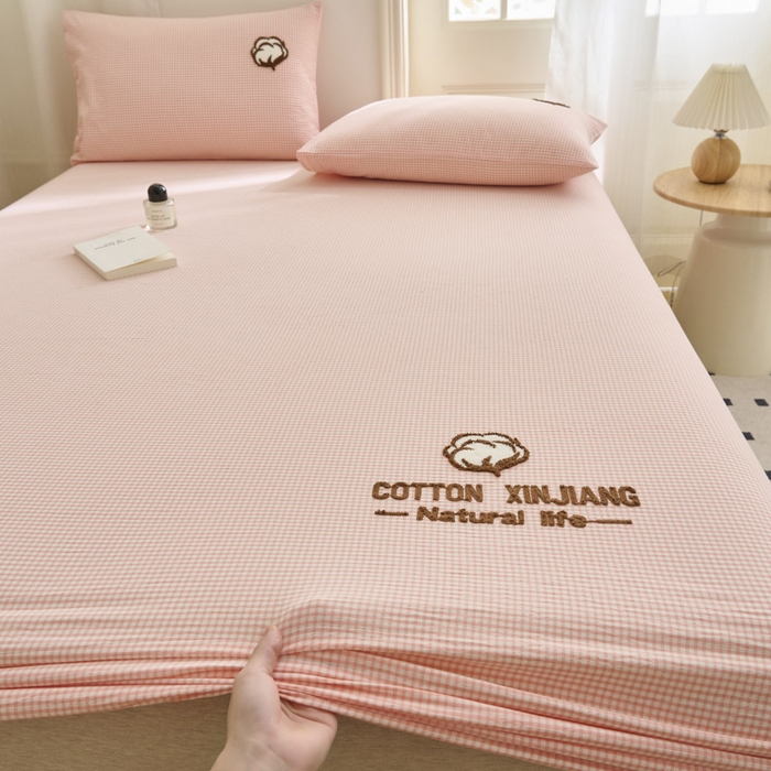 91家纺网 家纺一手货源 找家纺 早晨家纺 2025新款色织纯棉水洗棉毛巾绣床笠 星曜床笠-浅粉