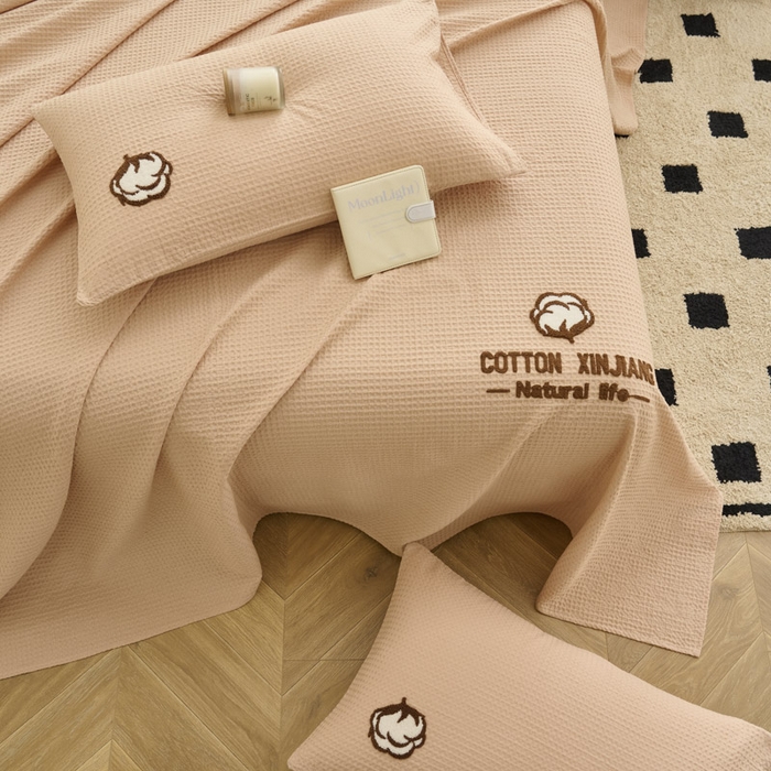 91家纺网 家纺一手货源 找家纺 早晨家纺 2025新款纯棉华夫格床单 纯棉华夫格床单-杏色