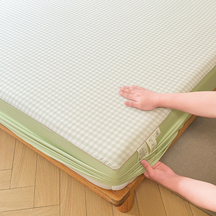 91家纺网 家纺一手货源 找家纺 笠裙家纺 2025新款进口凉感莱赛尔天丝床笠套三件套 美格绿