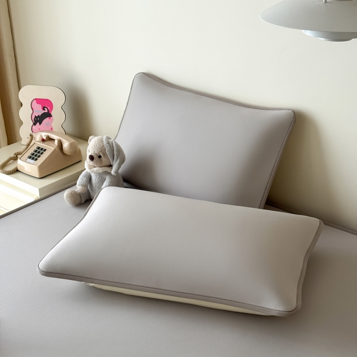 91家纺网 家纺一手货源 找家纺 九花鹿 2025新款凉感PE卡通冰丝席-床笠款 床笠款-幸运熊