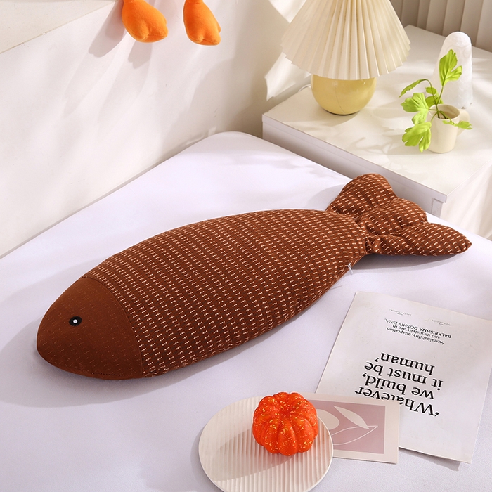 91家纺网 家纺一手货源 找家纺 贤内助家纺 2025新款年年有鱼天然荞麦枕 棕色 宽25*长55（总长68）*高8-10/只