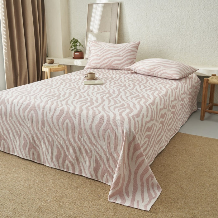 91家纺网 家纺一手货源 找家纺 早晨家纺 2025新款三层纱纯棉提花床单 斑马纹床单-豆沙