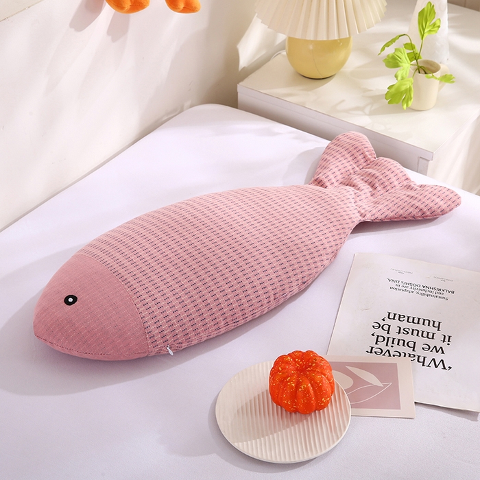 91家纺网 家纺一手货源 找家纺 贤内助家纺 2025新款年年有鱼天然荞麦枕 粉色 宽25*长55（总长68）*高8-10/只