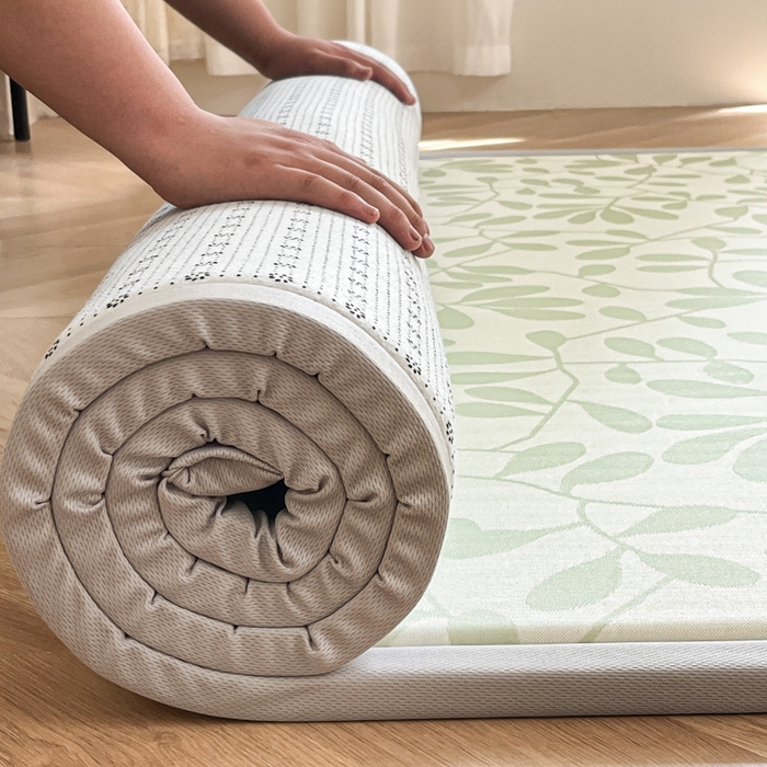 91家纺网 家纺一手货源 找家纺 宜代光年 2025新款冷凝丝提花凉席多功能地垫 凉感叶繁床垫-绿