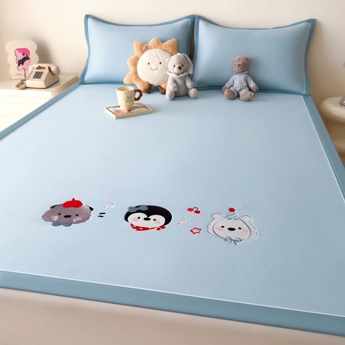 91家纺网 家纺一手货源 找家纺 九花鹿 2025新款凉感PE卡通冰丝席-凉席款 海獭兄弟