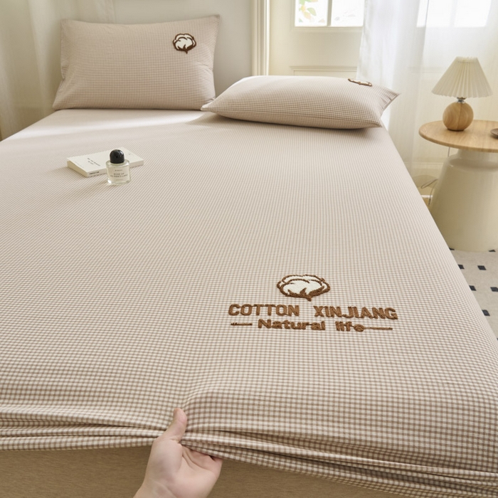 91家纺网 家纺一手货源 找家纺 早晨家纺 2025新款色织纯棉水洗棉毛巾绣床笠 星曜床笠-米咖