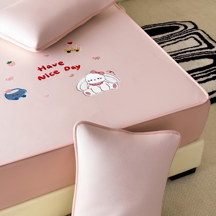 91家纺网 家纺一手货源 找家纺 九花鹿 2025新款凉感PE卡通冰丝席-床笠款 床笠款-派对小兔