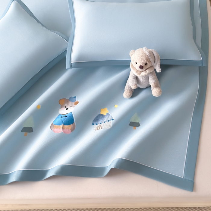 91家纺网 家纺一手货源 找家纺 九花鹿 2025新款凉感PE卡通冰丝席-凉席款 雪纳瑞