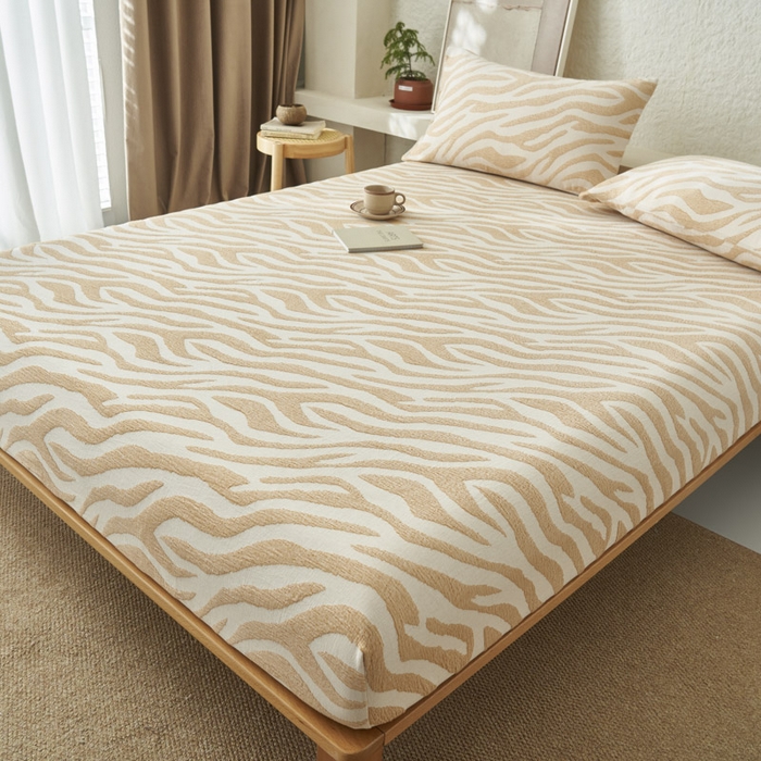 91家纺网 家纺一手货源 找家纺 早晨家纺 2025新款三层纱纯棉提花床笠 斑马纹床笠-驼色