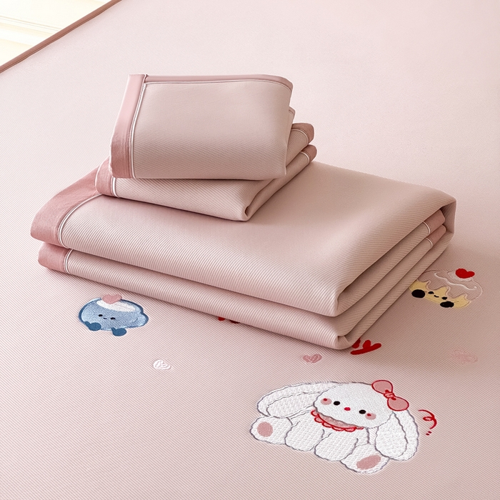 91家纺网 家纺一手货源 找家纺 九花鹿 2025新款凉感PE卡通冰丝席-凉席款 派对小兔