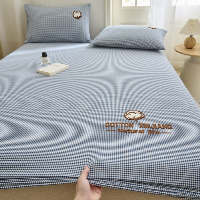 91家纺网 家纺一手货源 找家纺 早晨家纺 2025新款色织纯棉水洗棉毛巾绣床笠 星曜床笠-深蓝