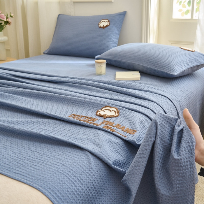 91家纺网 家纺一手货源 找家纺 早晨家纺 2025新款纯棉华夫格床单 纯棉华夫格床单-宾利蓝