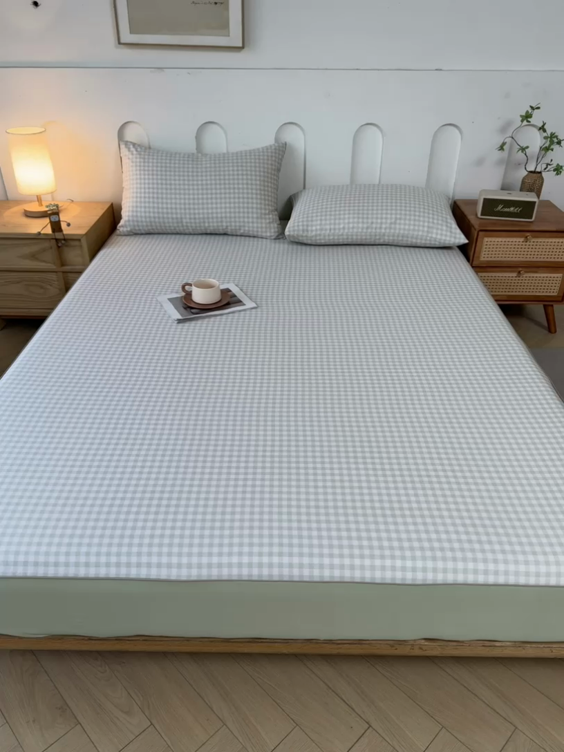 91家纺网 家纺一手货源 找家纺 笠裙家纺 2025新款进口凉感莱赛尔天丝床笠套三件套 美格绿