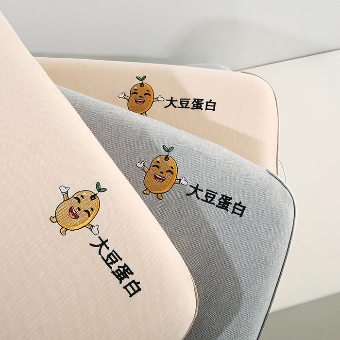 91家纺网 家纺一手货源 找家纺 贤内助家纺 2025新款针织大豆蛋白儿童生物基枕枕芯枕头护肩枕保健枕 米白 38*60*6/只