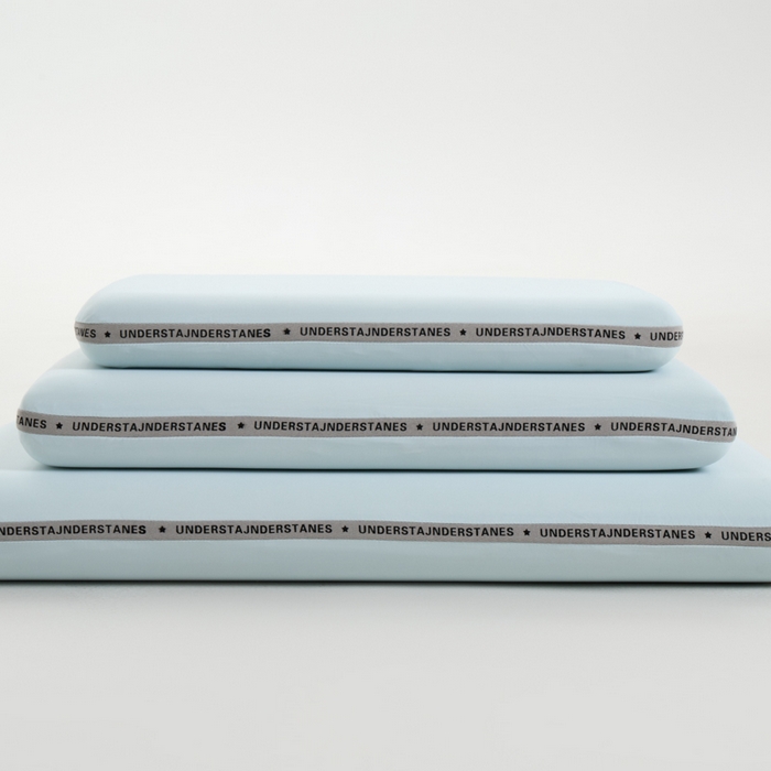 91家纺网 家纺一手货源 找家纺 昕科 2025新款豆芙深睡记忆棉亲子枕-零压生物基记忆棉儿童枕头记忆棉学生枕生物基成人枕芯 蓝色豆芙记忆棉-学生枕 34x55cm/只 