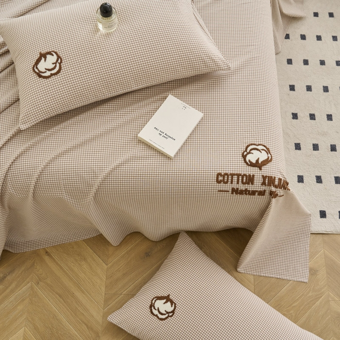 91家纺网 家纺一手货源 找家纺 早晨家纺 2025新款色织纯棉水洗棉毛巾绣床单 星曜床单-米咖