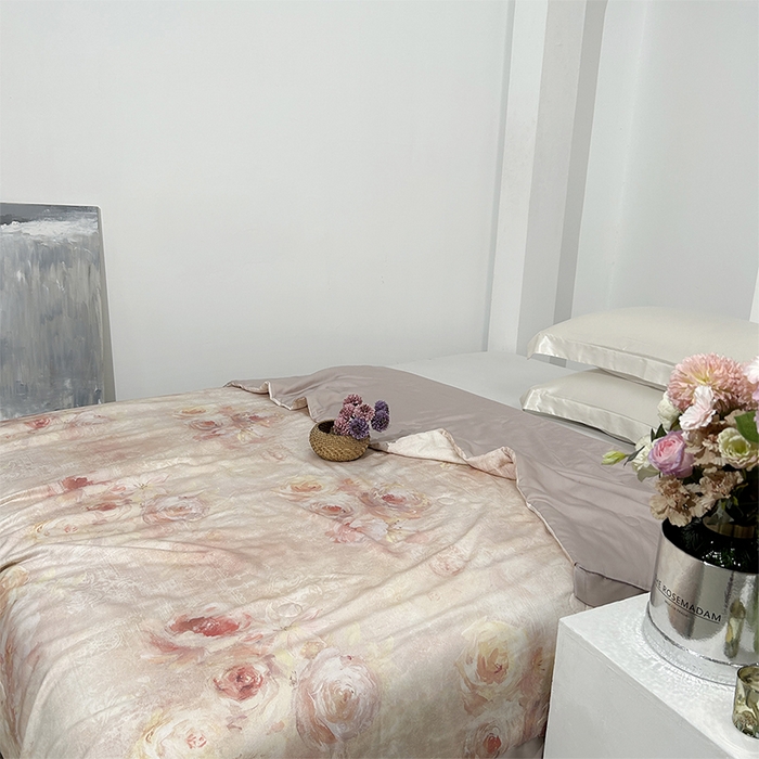 91家纺网 家纺一手货源 找家纺 元元家居（元元被业） 2025新款御丝锻蚕丝夏被夏凉被空调被 漫束