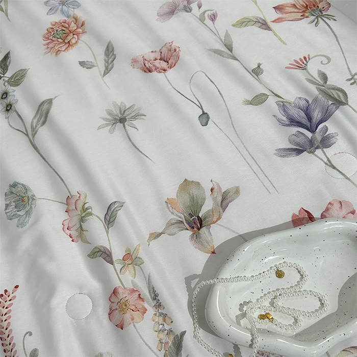 91家纺网 家纺一手货源 找家纺 元元家居（元元被业） 2025新款御丝锻蚕丝夏被夏凉被空调被 月影白