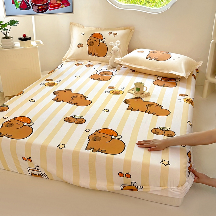 91家纺网 家纺一手货源 找家纺 （总）浩诚 2025新款卡皮巴拉原创IP全棉纯棉大版单床笠单枕套床笠枕套单件-有作品登记证书