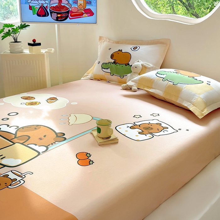 91家纺网 家纺一手货源 找家纺 浩诚 2025新款卡皮巴拉原创IP全棉纯棉大版单床笠单枕套床笠枕套单件-有作品登记证书 向往的生活