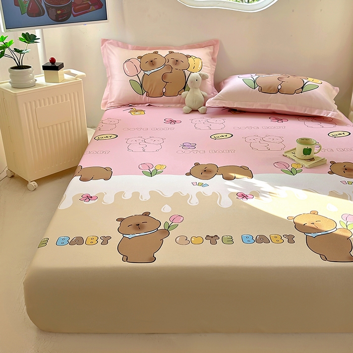 91家纺网 家纺一手货源 找家纺 浩诚 2025新款卡皮巴拉原创IP全棉纯棉大版单床笠单枕套床笠枕套单件-有作品登记证书 幸运巴拉