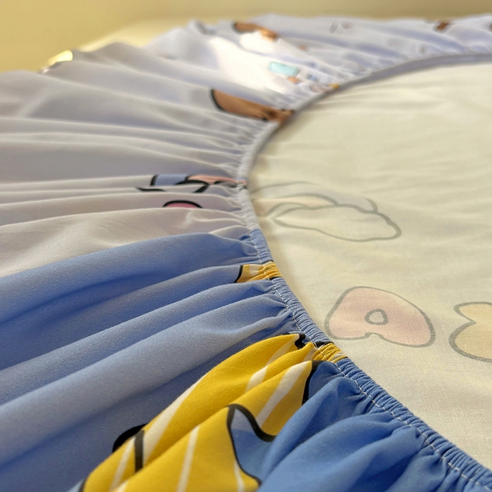 91家纺网 家纺一手货源 找家纺 浩诚 2025新款卡皮巴拉原创IP全棉纯棉大版单床笠单枕套床笠枕套单件-有作品登记证书 旋转巴拉