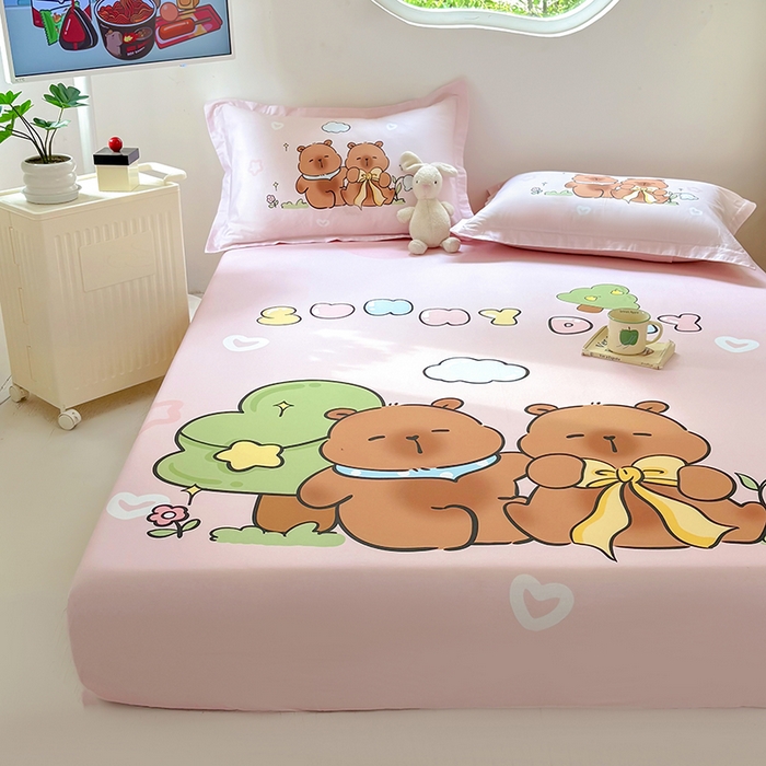 91家纺网 家纺一手货源 找家纺 浩诚 2025新款卡皮巴拉原创IP全棉纯棉大版单床笠单枕套床笠枕套单件-有作品登记证书 阳光巴拉