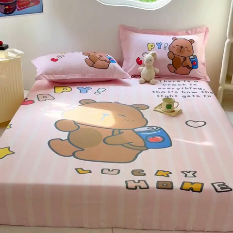 91家纺网 家纺一手货源 找家纺 浩诚 2025新款卡皮巴拉原创IP全棉纯棉大版单床笠单枕套床笠枕套单件-有作品登记证书 可乐巴拉