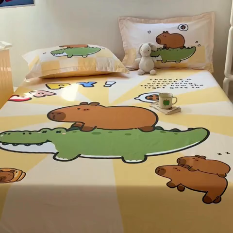 91家纺网 家纺一手货源 找家纺 浩诚 2025新款卡皮巴拉原创IP全棉纯棉大版单床笠单枕套床笠枕套单件-有作品登记证书 趴趴巴拉