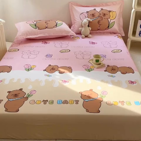 91家纺网 家纺一手货源 找家纺 浩诚 2025新款卡皮巴拉原创IP全棉纯棉大版单床笠单枕套床笠枕套单件-有作品登记证书 幸运巴拉