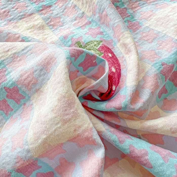 91家纺网 家纺一手货源 找家纺 水木坊 2025新款云感提花双层纱花边床单 草莓果果