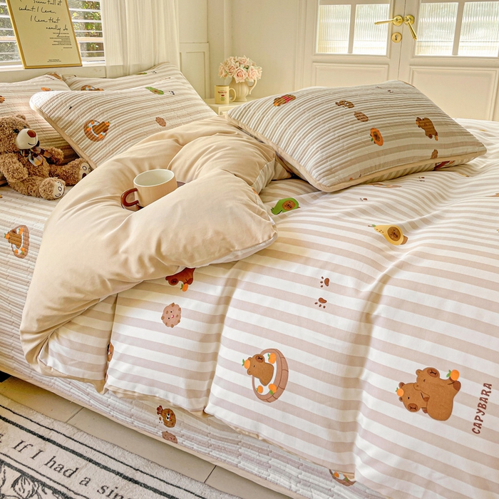 91家纺网 家纺一手货源 找家纺 金丝兔 2025新款ins小清新柔软亲肤水洗棉夹棉床盖四件套 直播爆款 卡皮巴拉