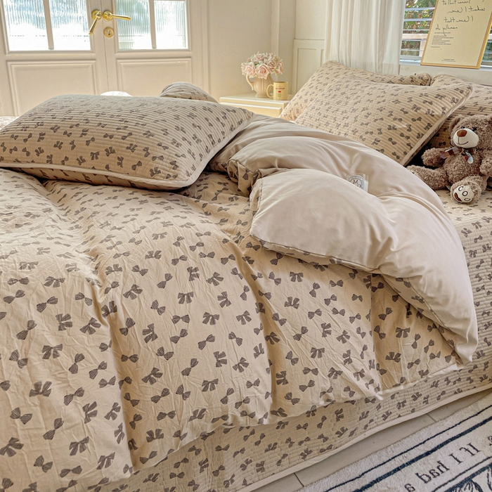 91家纺网 家纺一手货源 找家纺 金丝兔 2025新款ins小清新柔软亲肤水洗棉夹棉床盖四件套 直播爆款 蜜语