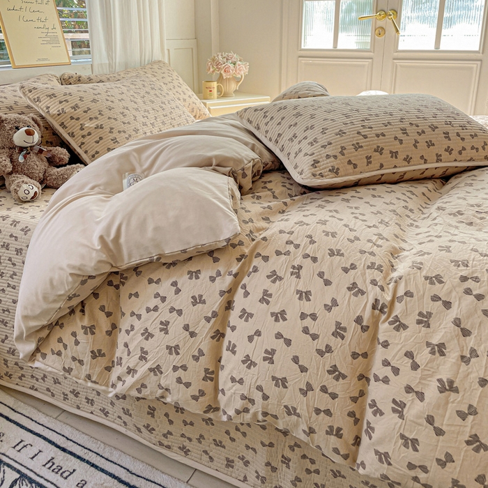 91家纺网 家纺一手货源 找家纺 金丝兔 2025新款ins小清新柔软亲肤水洗棉夹棉床盖四件套 直播爆款 蜜语