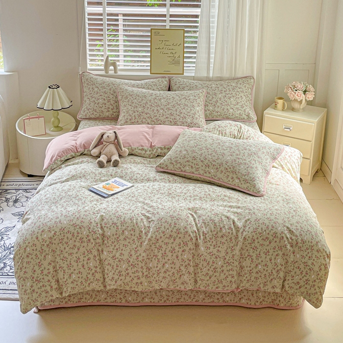 91家纺网 家纺一手货源 找家纺 金丝兔 2025新款ins小清新柔软亲肤水洗棉夹棉床盖四件套 直播爆款 绒绒兔