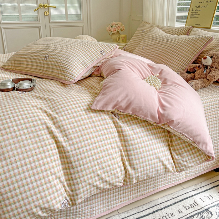 91家纺网 家纺一手货源 找家纺 金丝兔 2025新款ins小清新柔软亲肤水洗棉夹棉床盖四件套 直播爆款 甜心