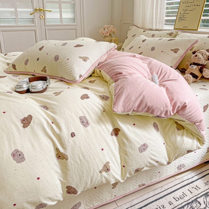 91家纺网 家纺一手货源 找家纺 金丝兔 2025新款ins小清新柔软亲肤水洗棉夹棉床盖四件套 直播爆款 小狗麻薯