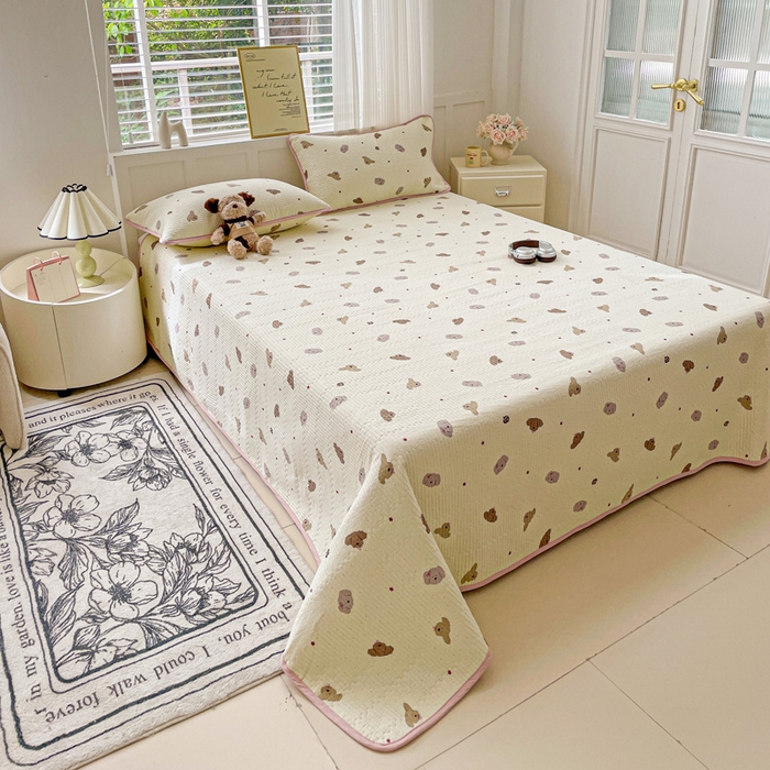 91家纺网 家纺一手货源 找家纺 金丝兔 2025新款ins小清新柔软亲肤水洗棉夹棉床盖四件套 直播爆款 小狗麻薯