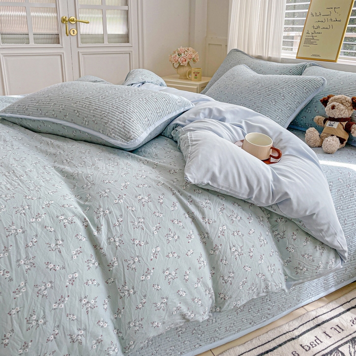 91家纺网 家纺一手货源 找家纺 金丝兔 2025新款ins小清新柔软亲肤水洗棉夹棉床盖四件套 直播爆款 允棠-绿