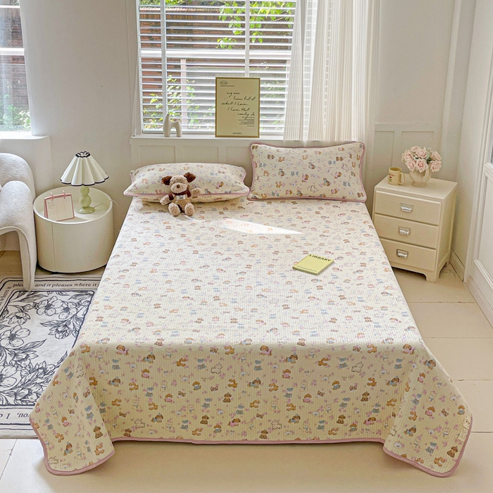 91家纺网 家纺一手货源 找家纺 金丝兔 2025新款小清新亲肤印花水洗棉单床盖 夹棉床盖 床盖三件套 西高地