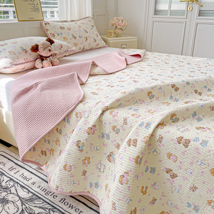 91家纺网 家纺一手货源 找家纺 金丝兔 2025新款小清新亲肤印花水洗棉单床盖 夹棉床盖 床盖三件套 西高地