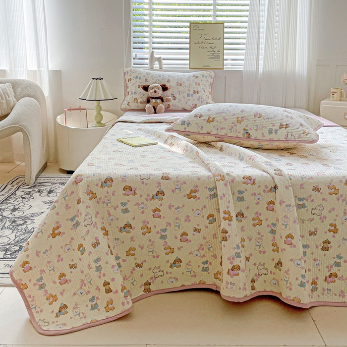 91家纺网 家纺一手货源 找家纺 金丝兔 2025新款小清新亲肤印花水洗棉单床盖 夹棉床盖 床盖三件套 西高地