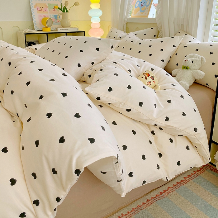 雨彤家纺 2025年新款软糯糯云朵水洗棉印花四件套 点点微爱