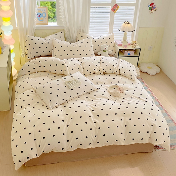 91家纺网 家纺一手货源 找家纺 雨彤家纺 2025年新款软糯糯云朵水洗棉印花四件套 点点微爱