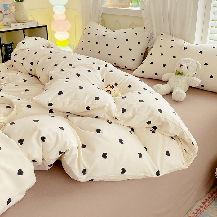 91家纺网 家纺一手货源 找家纺 雨彤家纺 2025年新款软糯糯云朵水洗棉印花四件套 点点微爱