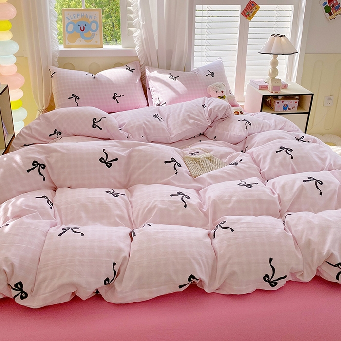 91家纺网 家纺一手货源 找家纺 雨彤家纺 2025年新款软糯糯云朵水洗棉印花四件套 公主梦境-粉