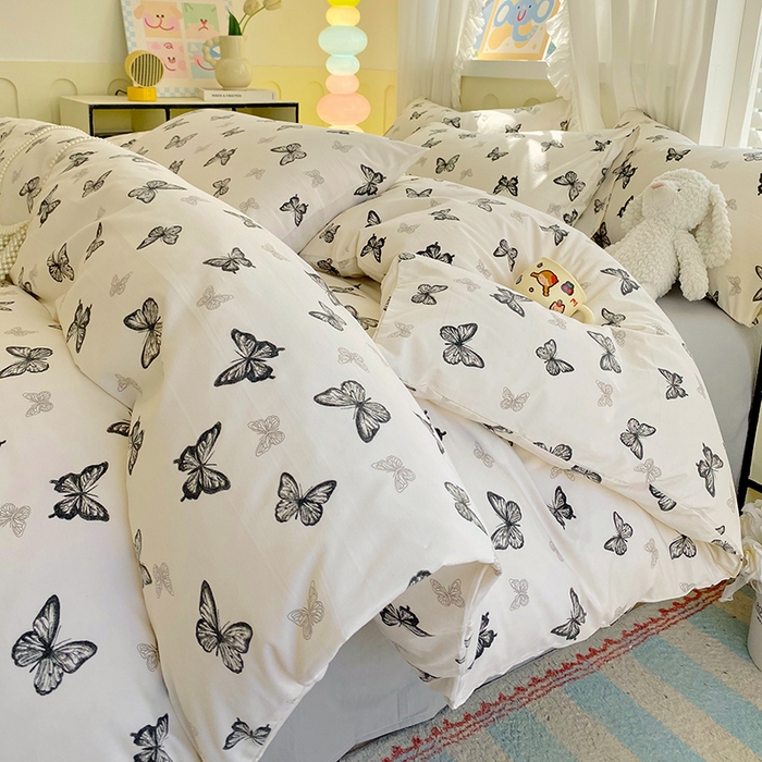 雨彤家纺 2025年新款软糯糯云朵水洗棉印花四件套 蝴蝶印记