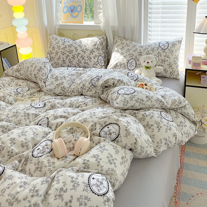 91家纺网 家纺一手货源 找家纺 雨彤家纺 2025年新款软糯糯云朵水洗棉印花四件套 澜音花香