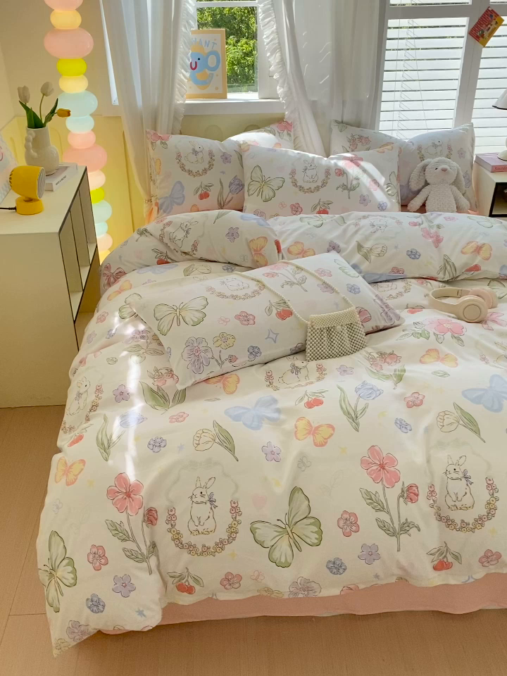 91家纺网 家纺一手货源 找家纺 雨彤家纺 2025年新款软糯糯云朵水洗棉印花四件套 莫离兔