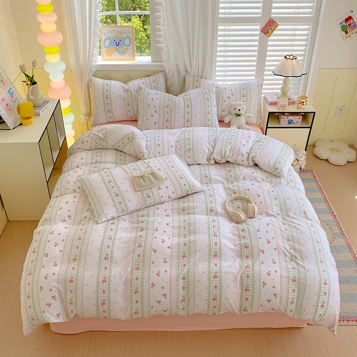 91家纺网 家纺一手货源 找家纺 雨彤家纺 2025年新款软糯糯云朵水洗棉印花四件套 亲亲草莓